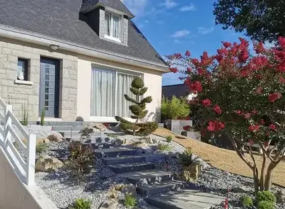 jardinier à Châteaubourg - image 4